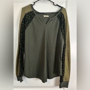 Kori light waffle shirt